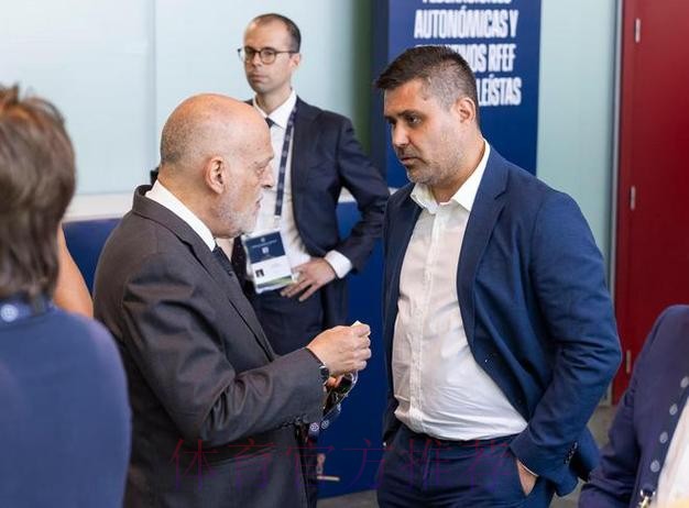 阿斯:皇马联合工会向西甲施压 要求推迟首轮联赛 阿斯:皇马联合工会向西甲施压 要求推迟首轮联赛